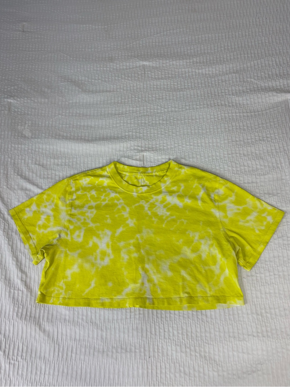 lululemon athletica Yellow & White Tie-Dye Cropped Tee